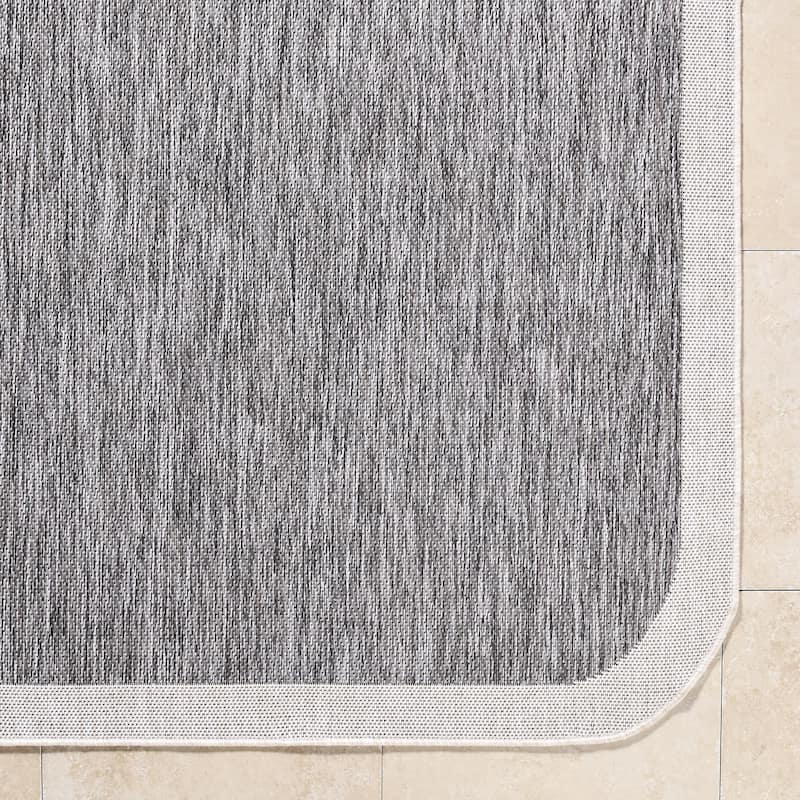 Livabliss Miami Beach Traditional Indoor/Outdoor Area Rug