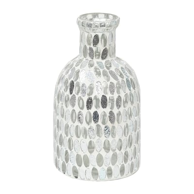 Sagebrook Home Elegant Glass Vase - Enhance Your Space with Style