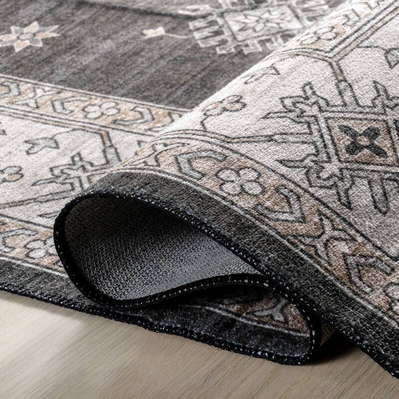 Nuloom Moxie SplashGuard Traditional Bordered Machine Washable Area Rug
