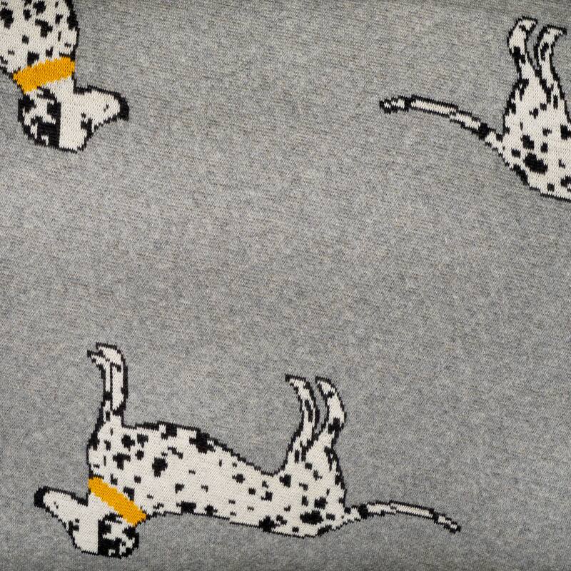 SAFAVIEH Pet Collection Dalmatian Dog Bed