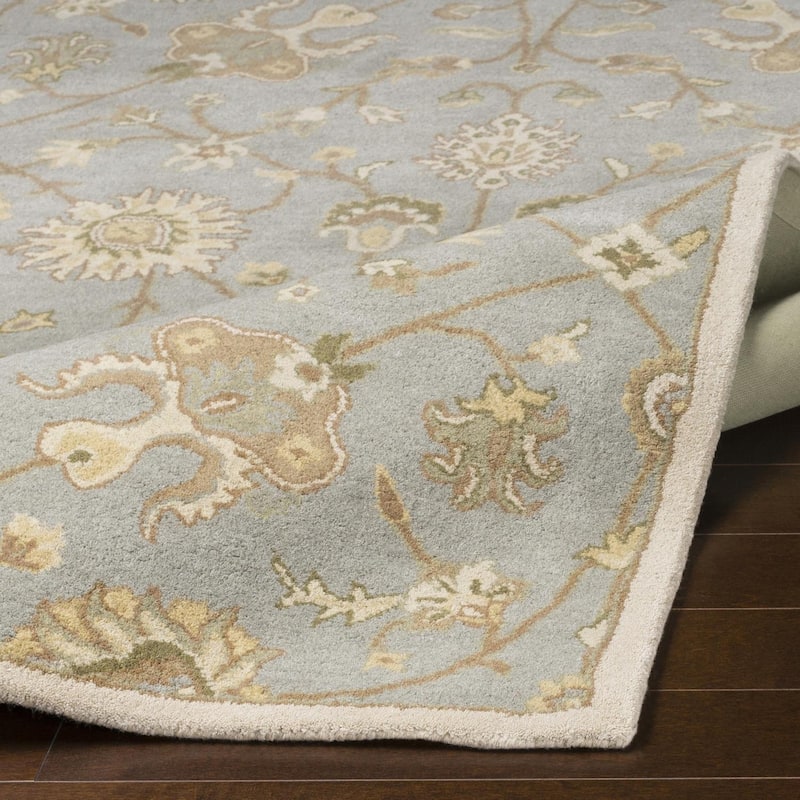 Livabliss Traditional Caesar Floral & Botanical Area Rug