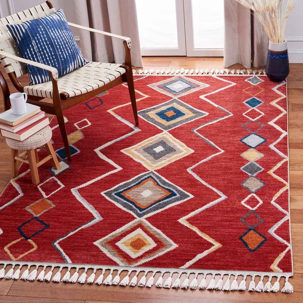 SAFAVIEH Farmhouse Kujtime Moroccan Boho Tassel Rug