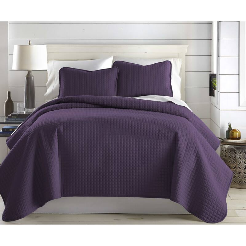 Oversized Solid 3-piece Quilt Set by Southshore Fine Linens