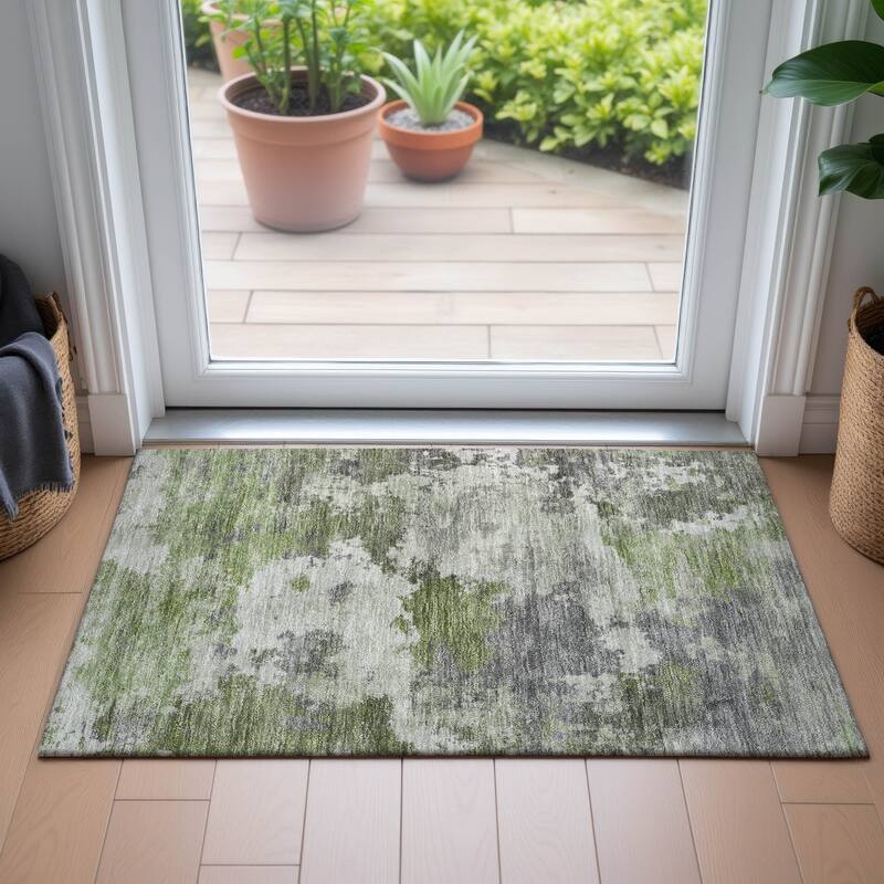 Machine Washable Indoor/Outdoor Abstract Blend Chantille Rug