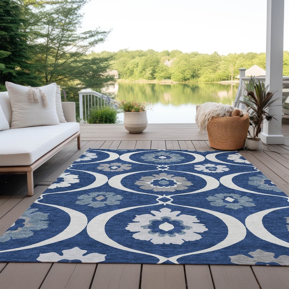 Machine Washable Indoor/ Outdoor Chantille Floral Geo Rug