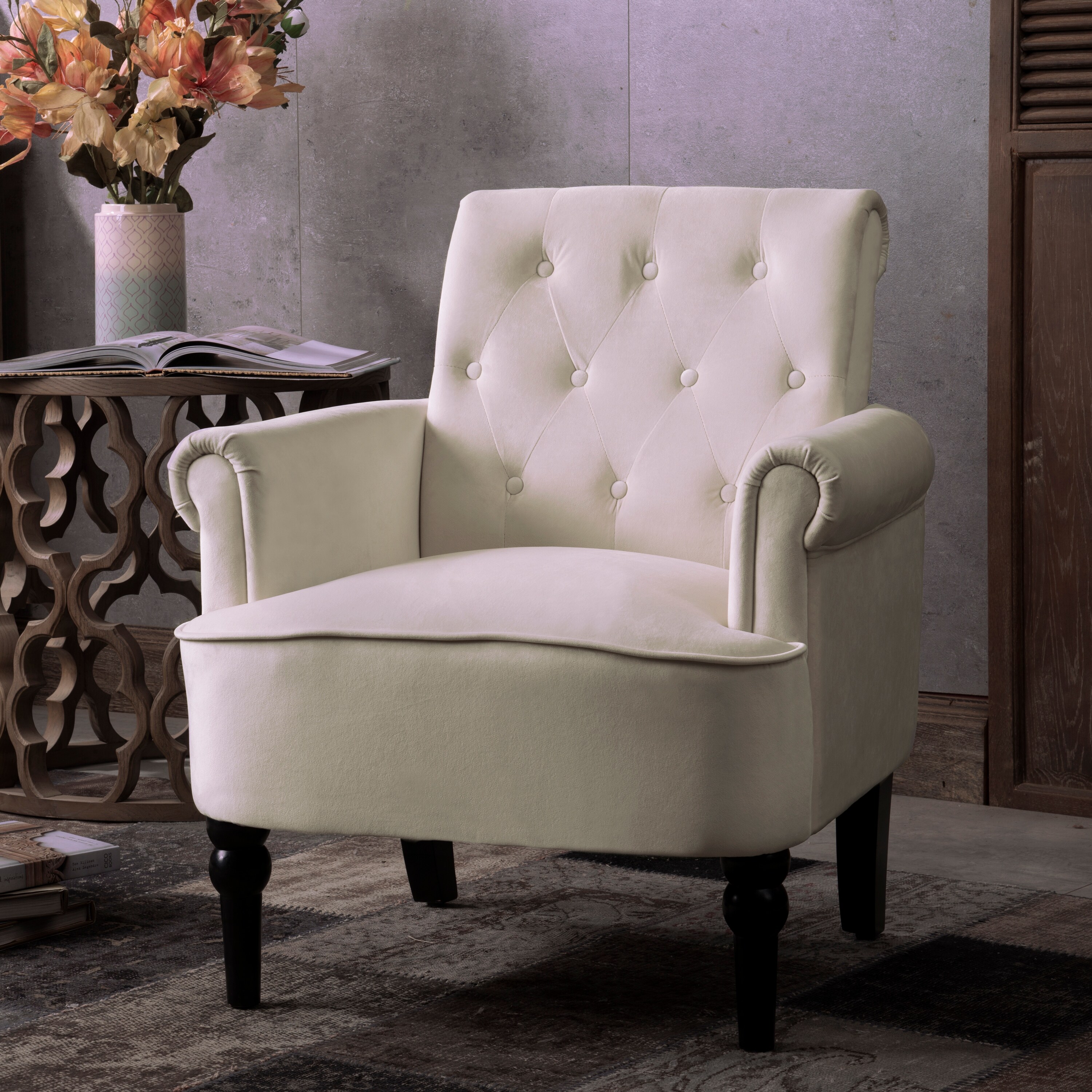 Buckingham tufted accent chair sales