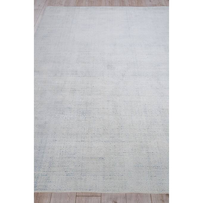 Exquisite Rugs Poliforma Handmade Handloomed Polyester Light Blue Area Rug