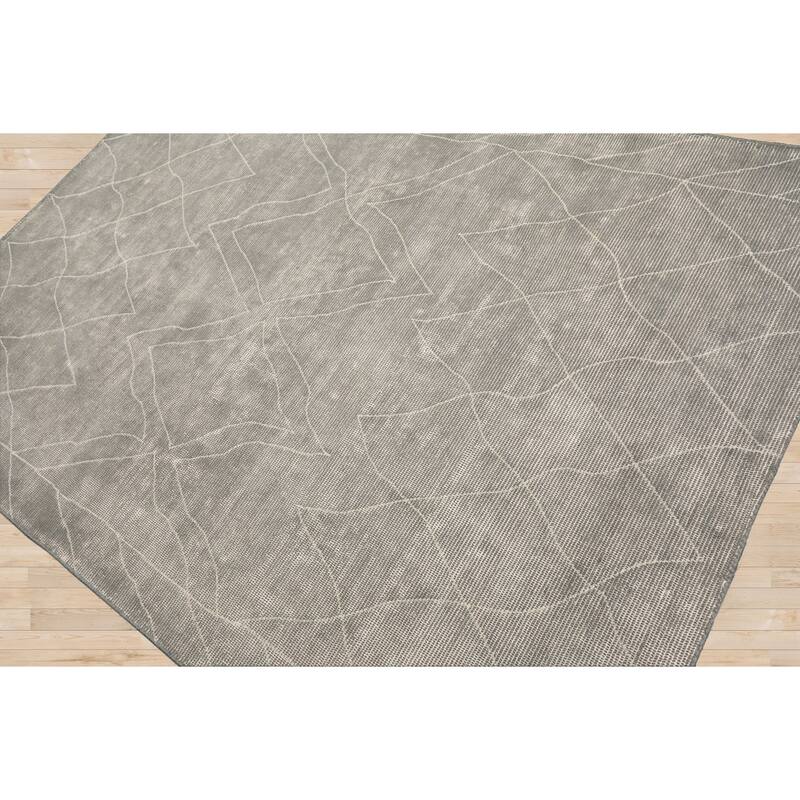 Gray Hand Woven Rustic/Primitive Moroccan 100% Wool Oriental Area Rug - 5' 3'' x 7' 7''