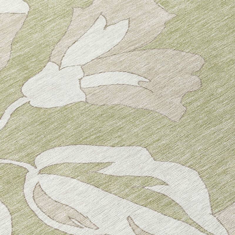 HomeRoots Floral Transitional Rectangle Outdoor Rug