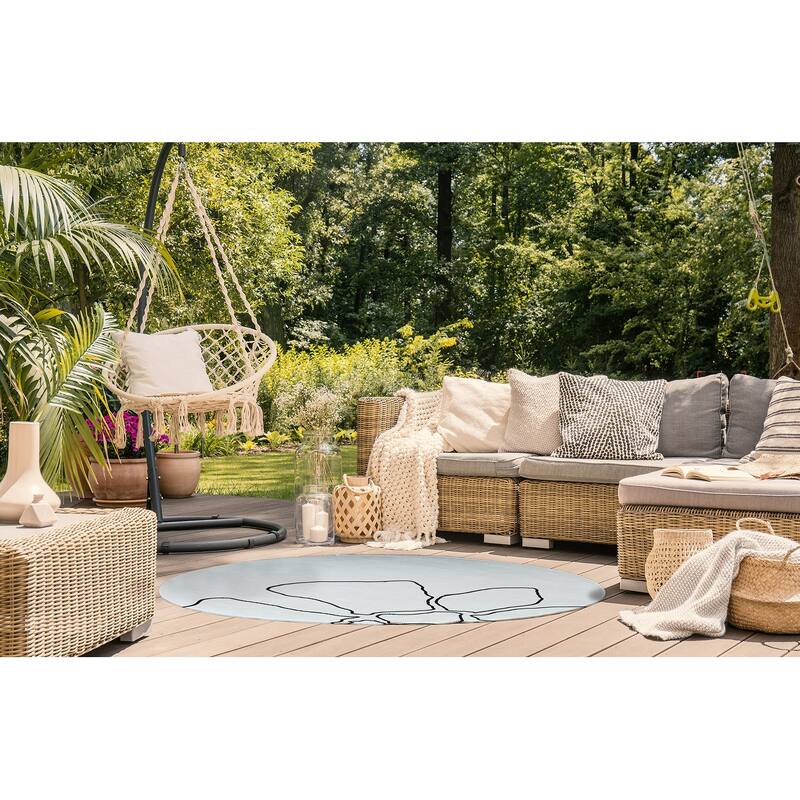 Petal Lines Spring Chenille Indoor/Outdoor Rug