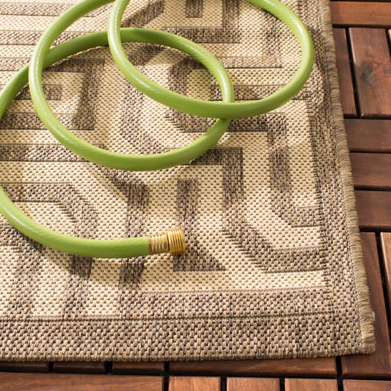 SAFAVIEH Courtyard Billye Indoor/ Outdoor Waterproof Patio Backyard Rug