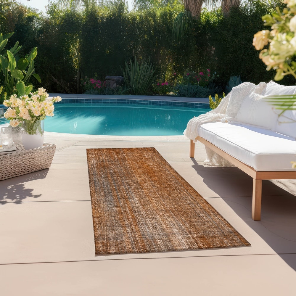 Machine Washable Indoor/ Outdoor Ombre Solid Chantille Rug