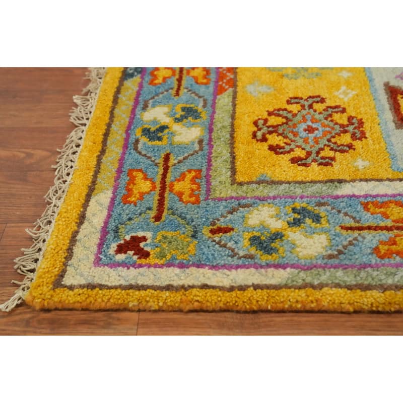 Hand-knotted Traditional Wool Yellow Geometric Oriental Area Rug - 5' 11'' X 4' 0''