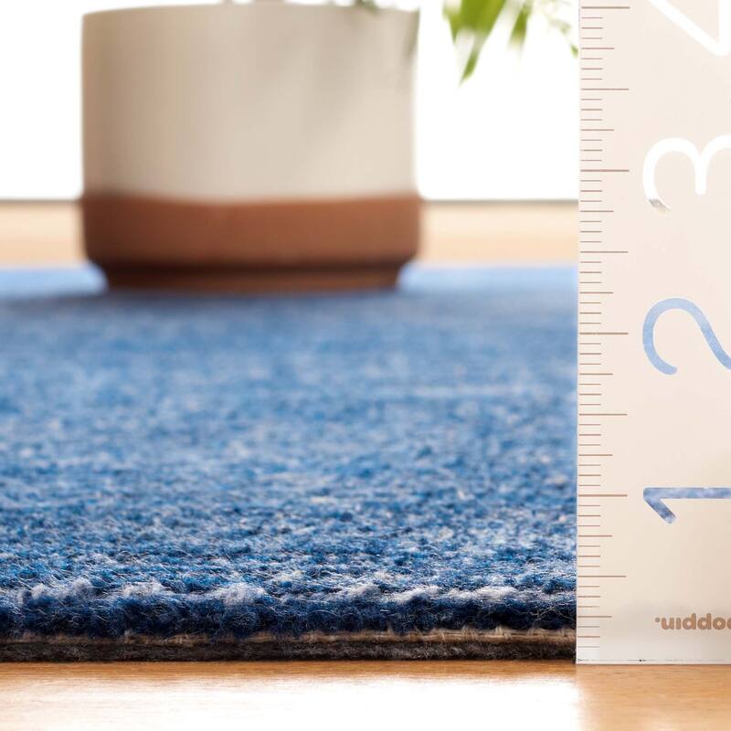 SAFAVIEH Handmade Mirage Surekha Modern & Contemporary Viscose Rug