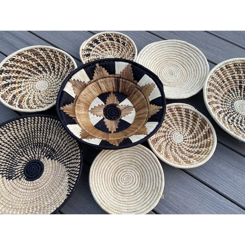 Set Of 8 Natural Color Wall Hanging Baskets 7.5"-12"