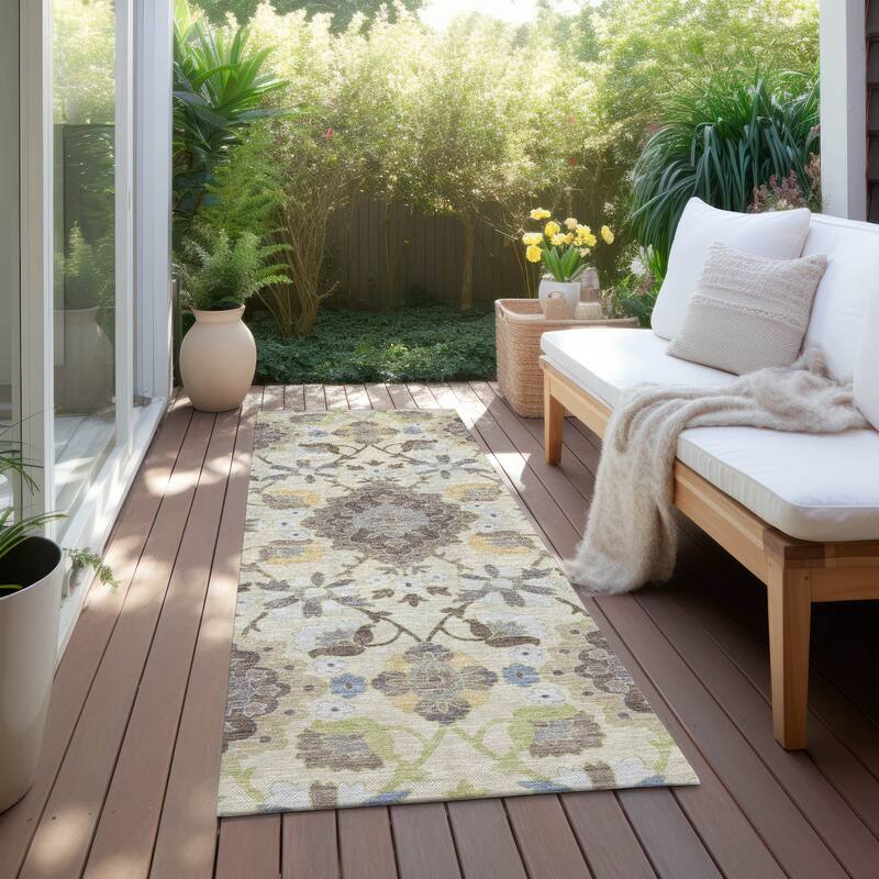 Machine Washable Indoor/ Outdoor Boho Traditional Chantille Rug - Ivory - 2'3" x 7'6"