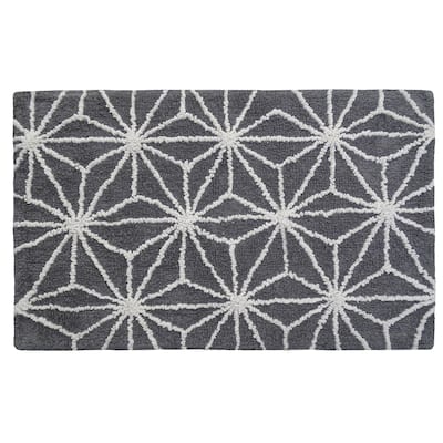 Vibhsa Bath Rug Geometric Pattern in Grey & Ivory 20" x 32"