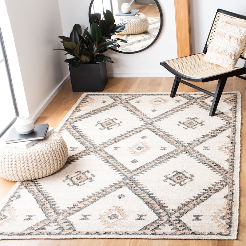 SAFAVIEH Flatweave Kilim Anneclaar Jute Rug - 6' x 9' - Ivory/Black
