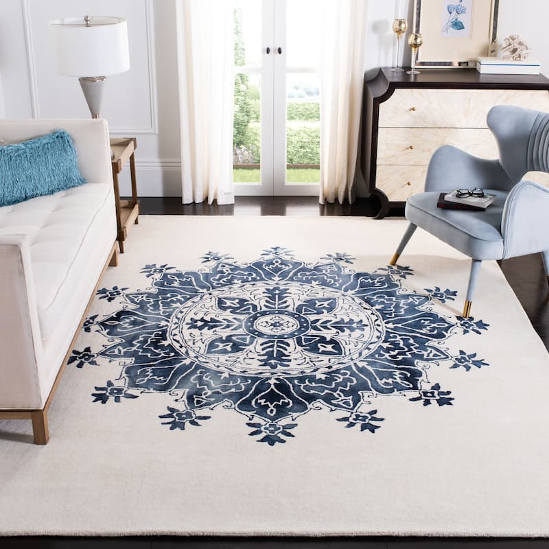 SAFAVIEH Handmade Dip Dye Katjusha Vintage Boho Wool Rug - 8' x 10' - Ivory/Blue