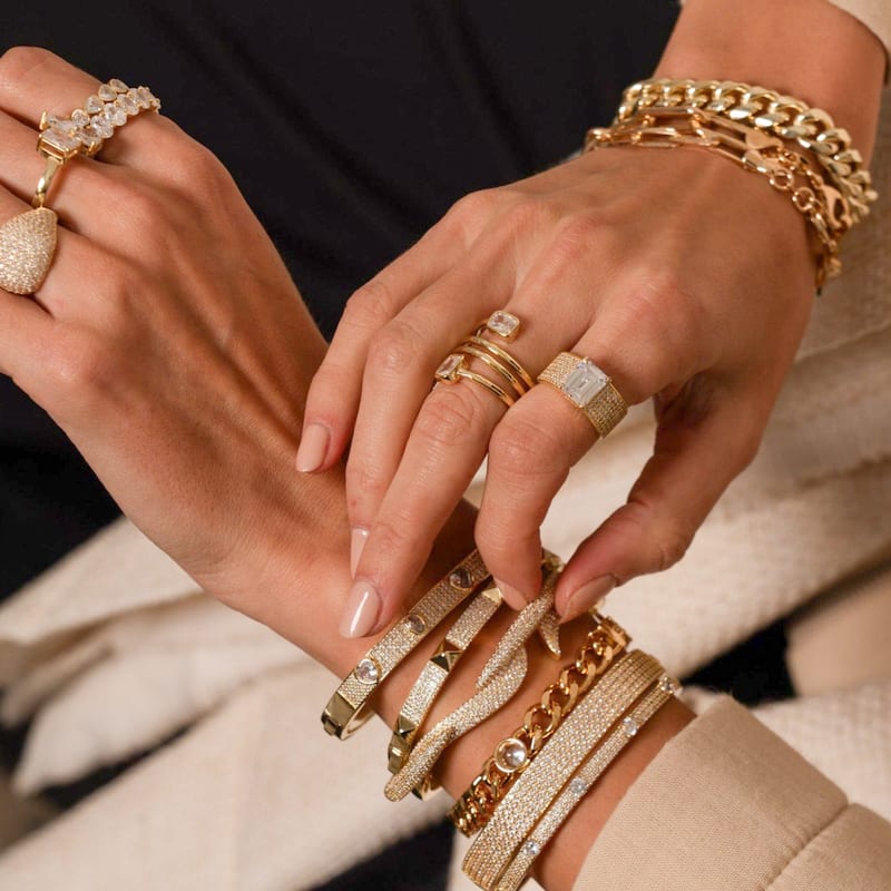 SHYMI Pave Claw Cuff