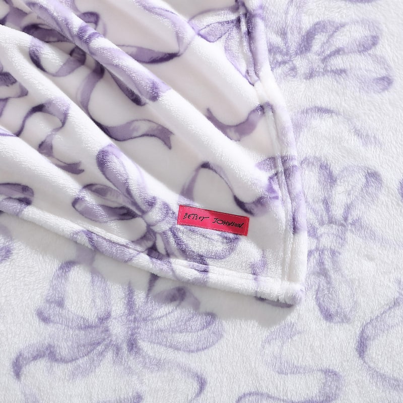 Betsey Johnson Printed Ultra Soft Plush Reversible Blanket