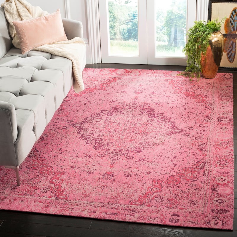 SAFAVIEH Classic Vintage Boho Gerit Oriental Cotton Rug - 4' x 6' - Fuchsia