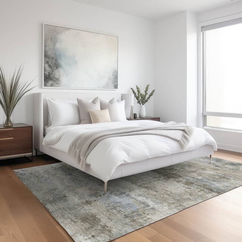 Machine Washable Indoor/ Outdoor Modern Solid Chantille Rug