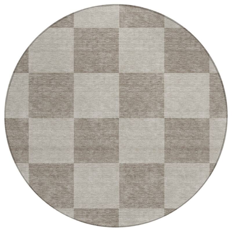 Machine Washable Indoor/ Outdoor Modern Checker Chantille Rug