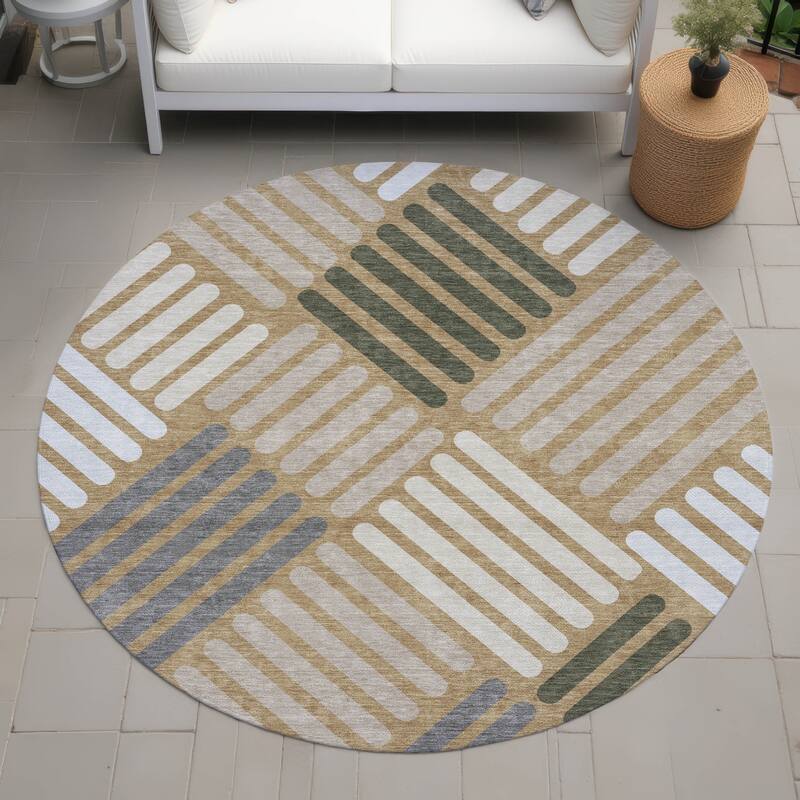 Machine Washable Indoor/ Outdoor Modern Weave Chantille Rug - Gold - 8' x 8'
