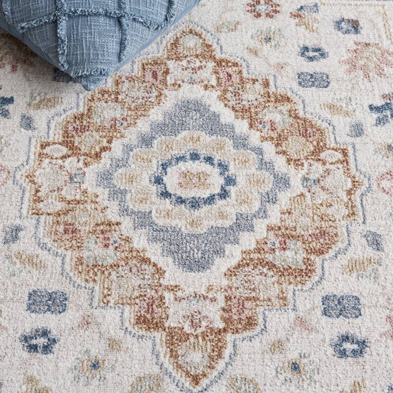 SAFAVIEH Blair Machine Washable Colombina Slip Resistant Oriental Rug