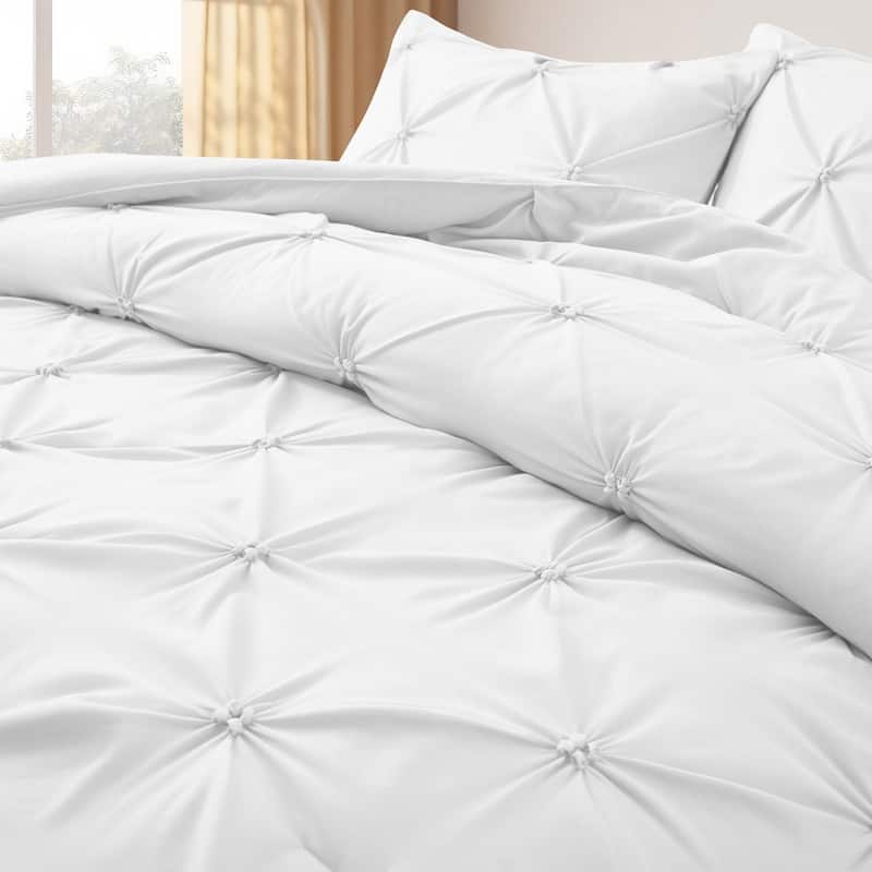 3 Piece Reversible Pintuck Pinch Pleat Comforter Set, Bedding Set for All Season