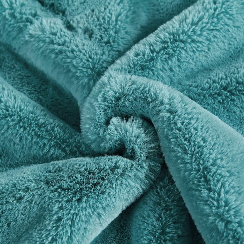 Home Soft Things FoxFauxFur Throw 50"x60"/60"x80"