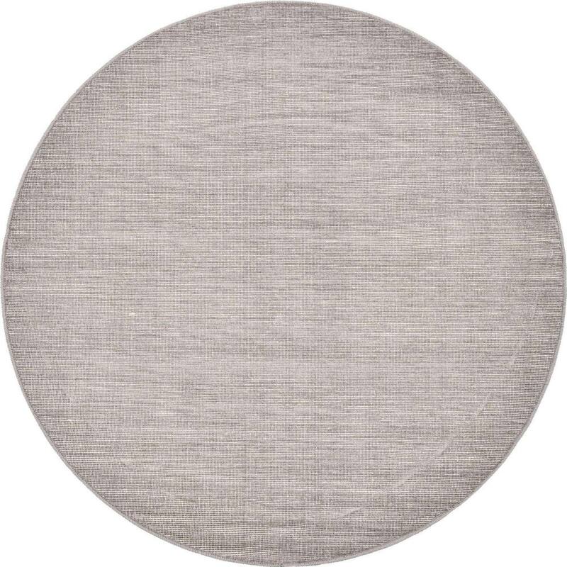 Traditional Yhogarc Collection Area Rug