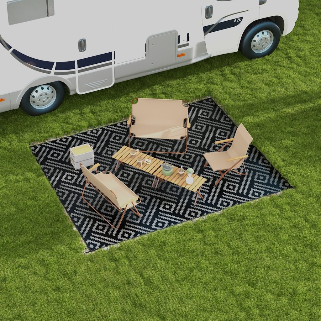 Outsunny Reversible Outdoor Rug, 9' x 12' Waterproof Plastic Straw Floor Mat, Portable RV Camping Carpet - 9' x 12'