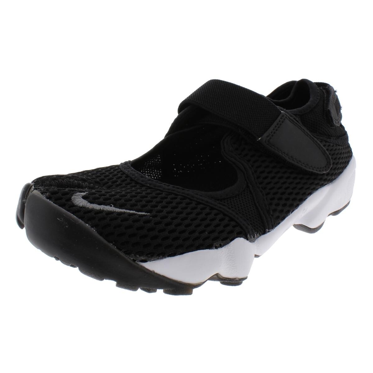 nike split toe shoes