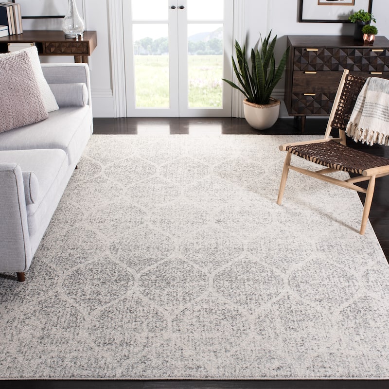SAFAVIEH Madison Stella Boho Chic Ogee Trellis Rug - 9' x 9' Square - Ivory/Silver