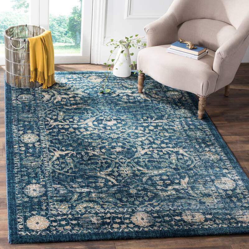 SAFAVIEH Evoke Kandi Distressed Vintage Boho Rug