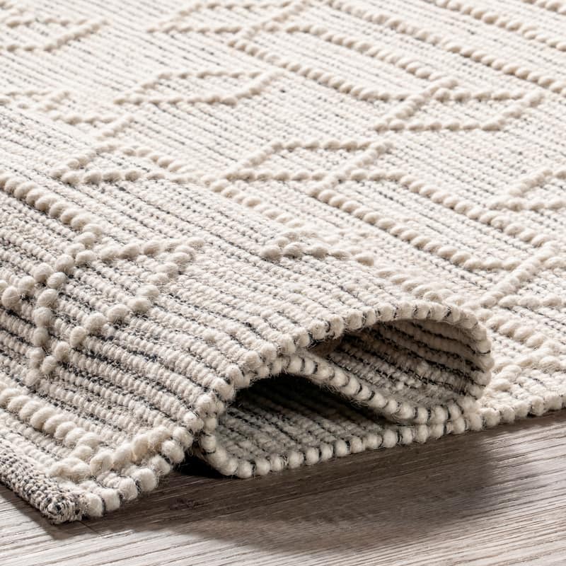 Nuloom Lucile Moroccan Diamond Wool Area Rug