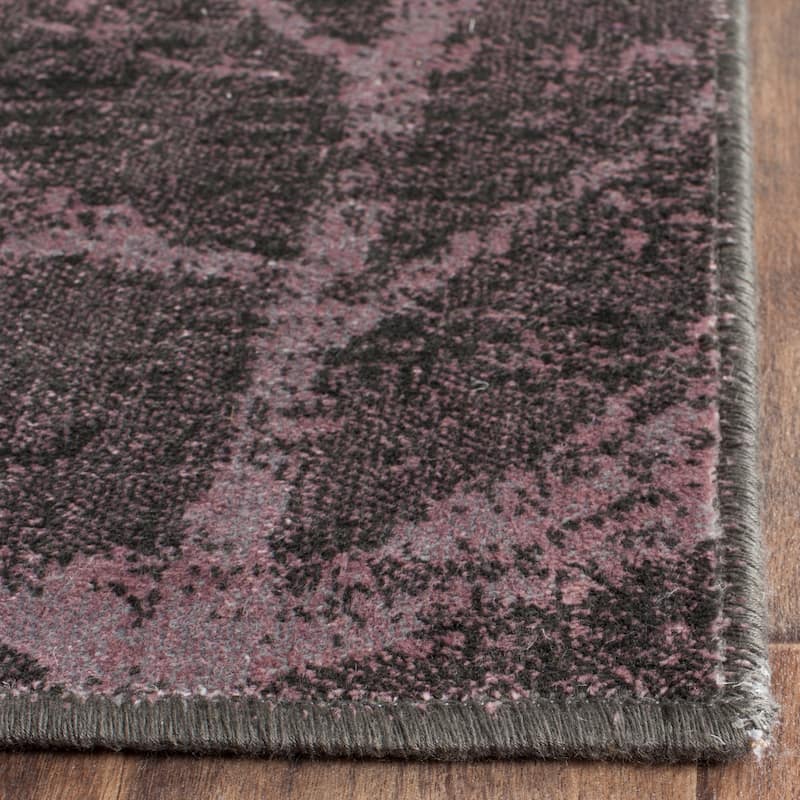 SAFAVIEH Vintage Distressed Boho Octavia Oriental Rug