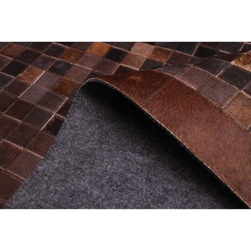ECARPETGALLERY Handmade Cowhide Patchwork Dark Brown Leather Rug - 5'1 x 8'0