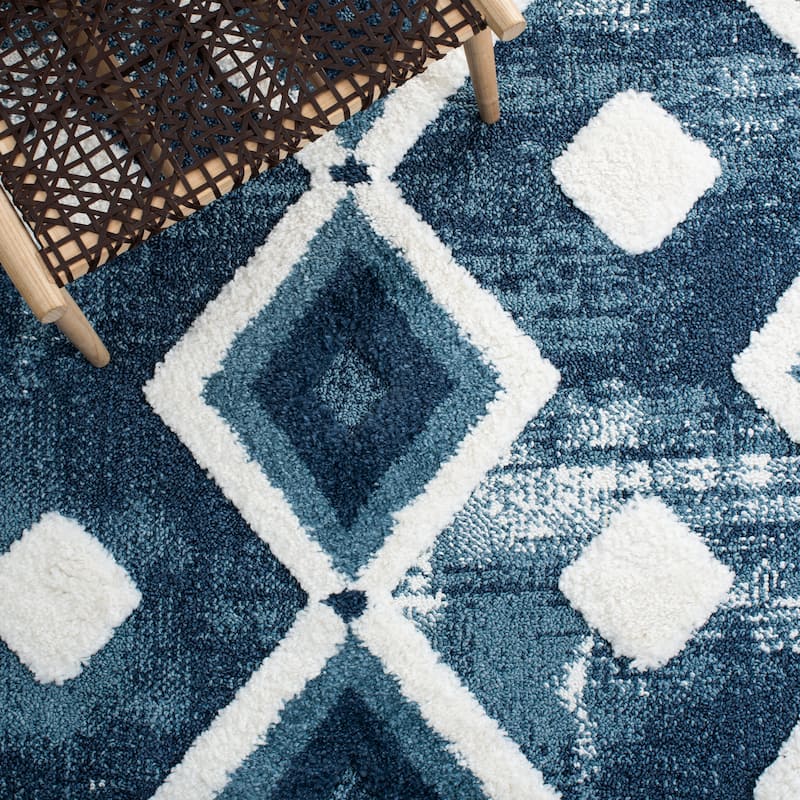 SAFAVIEH Moroccan Tassel Shag Veta 2-inch Thick Rug