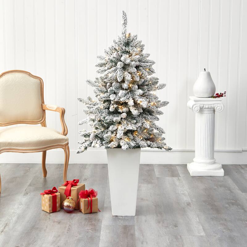 4.5' Artificial Christmas Tree with Pine Cones and 150 Lights