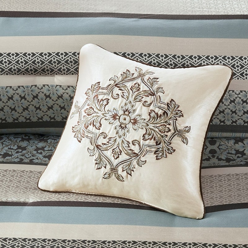 7-Piece Jacquard Comforter Set - Elegant Traditional Bedding Ensemble