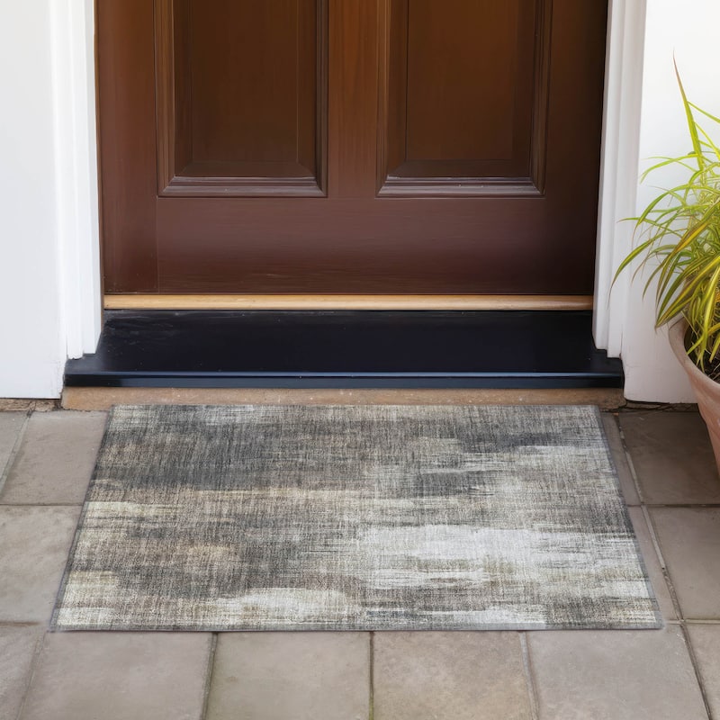 Machine Washable Indoor/ Outdoor Modern Ombre Chantille Rug