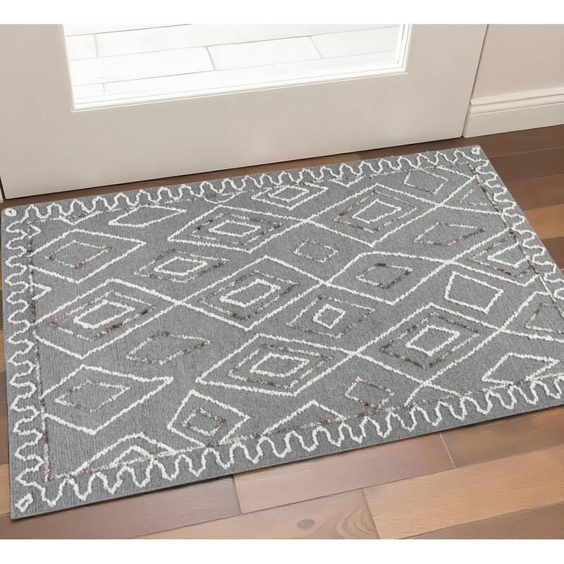 HomeRoots Geometric Lodge Rectangle Area Rug - 36.00 in. x 24.00 in. x 0.40 in. - 36.00 in. x 24.00 in.  x 0.40 in.