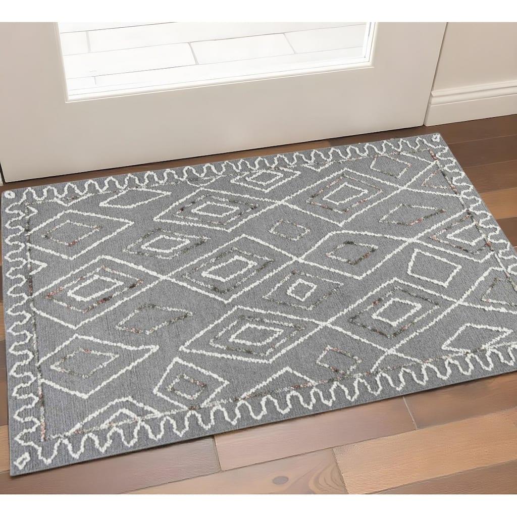 HomeRoots Geometric Lodge Rectangle Area Rug - 36.00 in. x 24.00 in. x 0.40 in.