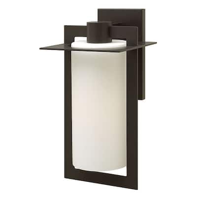 Hinkley Lighting 19.25" Height 1 Light Outdoor Wall Sconce from the