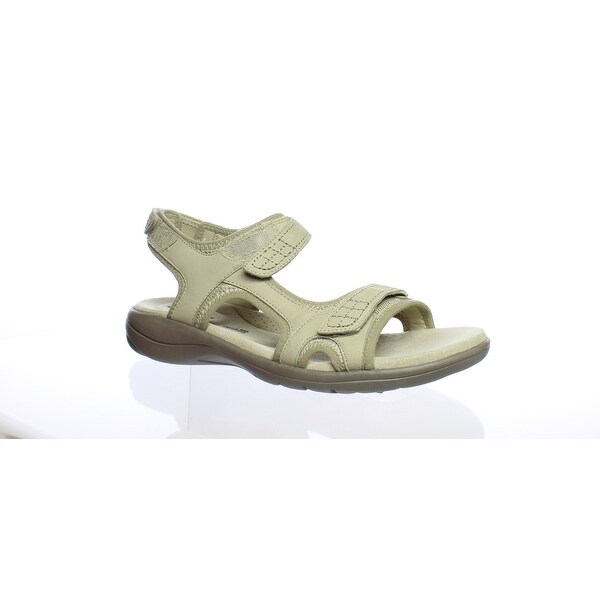 clarks sandals size