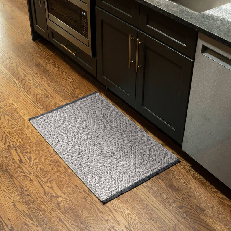 Alameda Solid Color Chevron Machine Washable Indoor Area Rug - 2' x 3' - Light Gray/Stone Grey