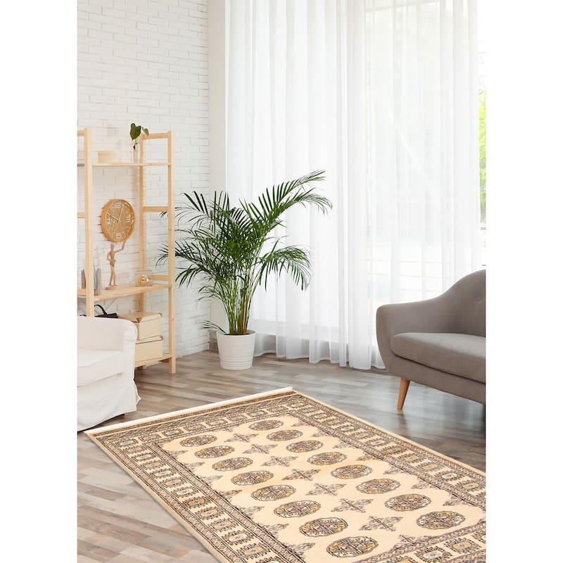 ECARPETGALLERY Hand-knotted Peshawar Bokhara Beige Wool Rug - 3'3 x 5'4